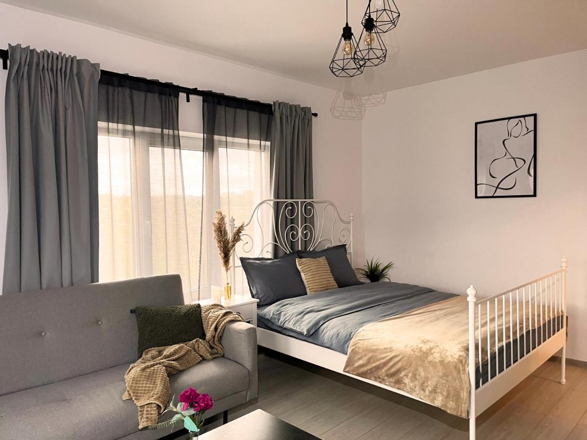 Superb Apartment 35 Voucere Vacanta Zero74Unu236Optsute Iasi Ngoại thất bức ảnh