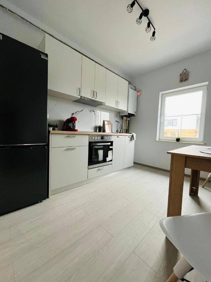 Superb Apartment 35 Voucere Vacanta Zero74Unu236Optsute Iasi Ngoại thất bức ảnh